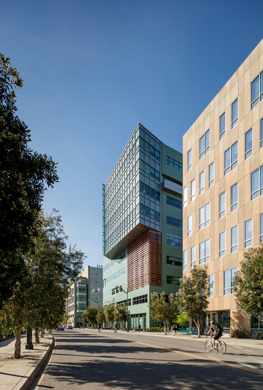 View along Owens Street looking Southwest (Photo by Tim Griffith)