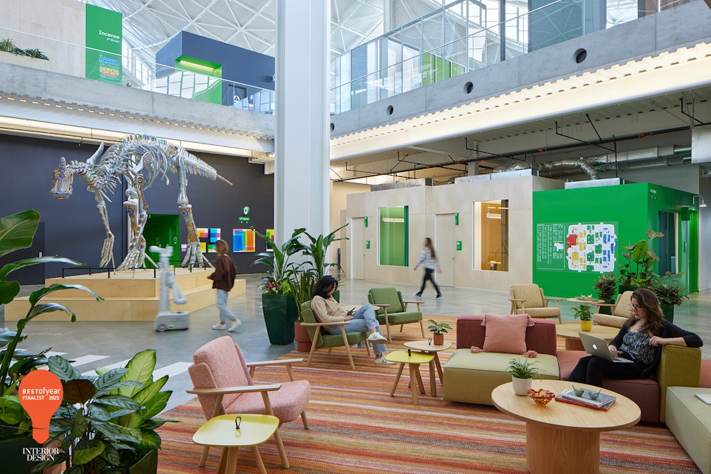 At Google Bay View a series of indoor “courtyards” provide connection and easy access to amenities.