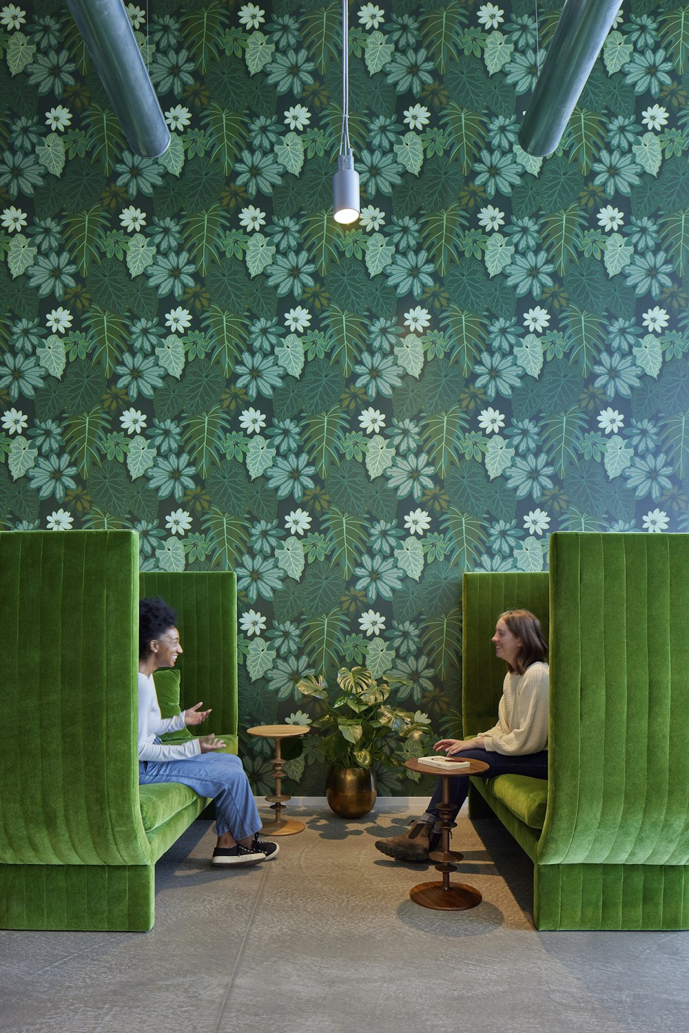 Informal lounge. (Photo by Bruce Damonte)