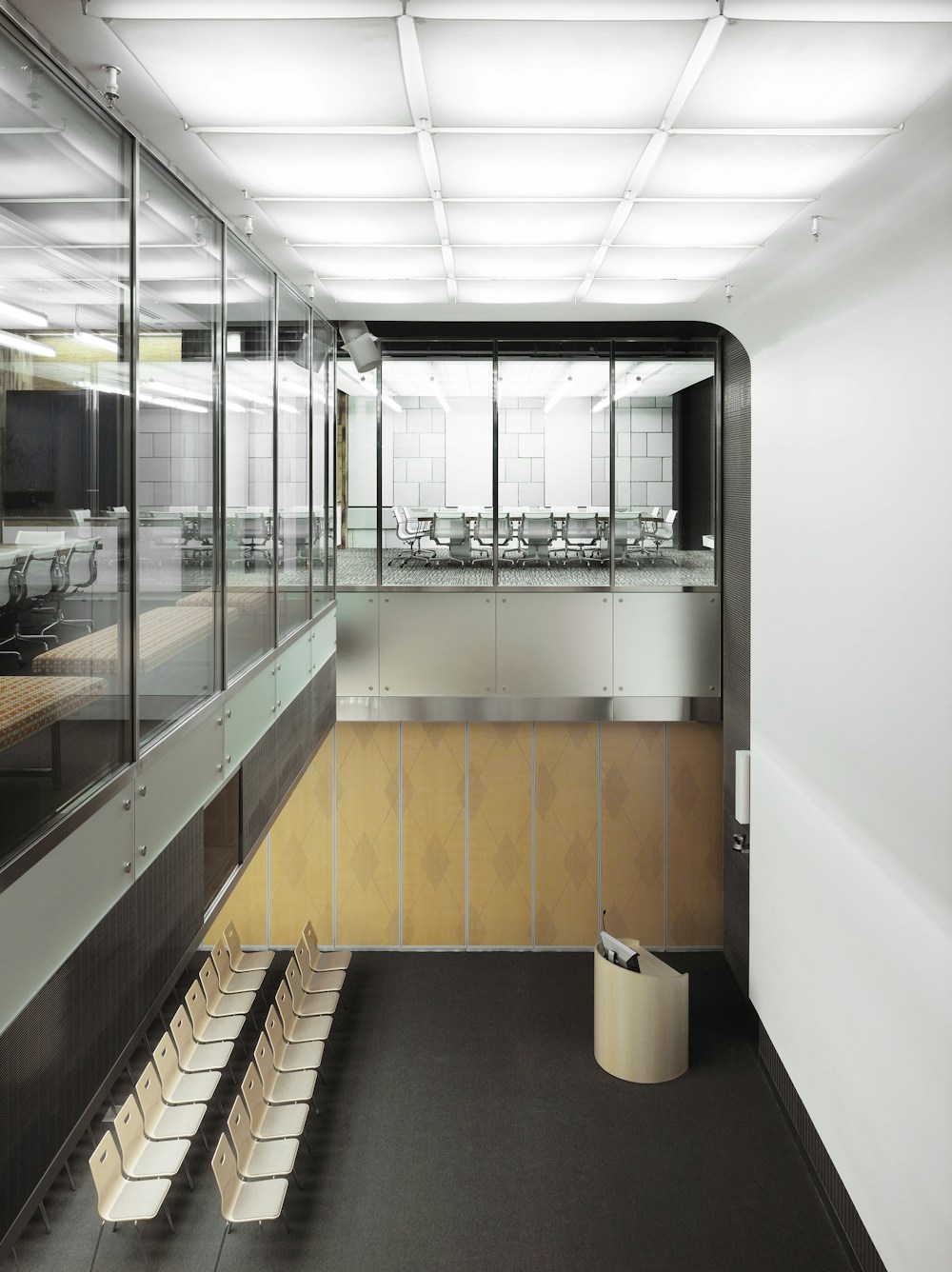 Double-height meeting and pitch space (Photo by Nikolas Koenig)