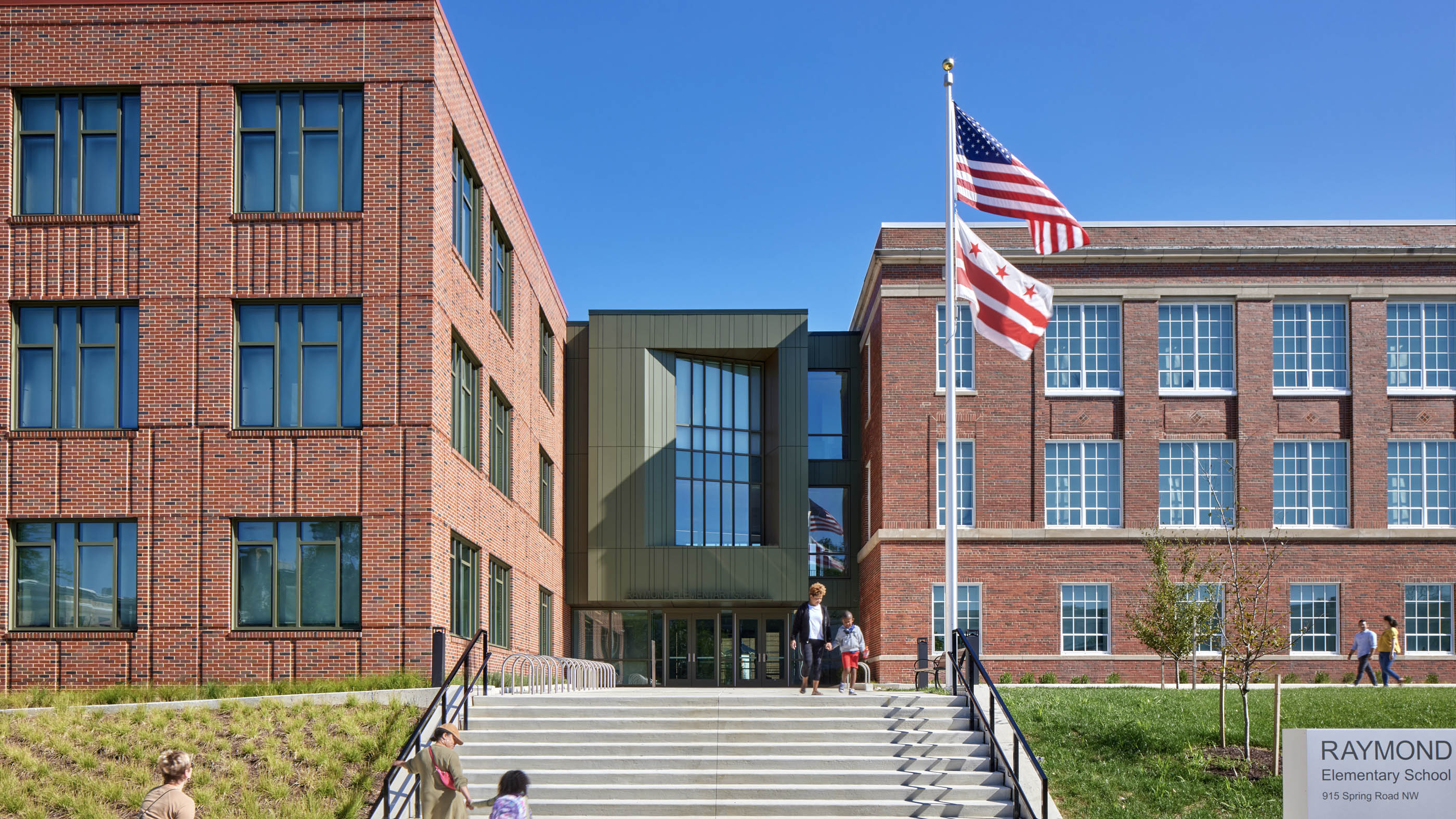Raymond Elementary School