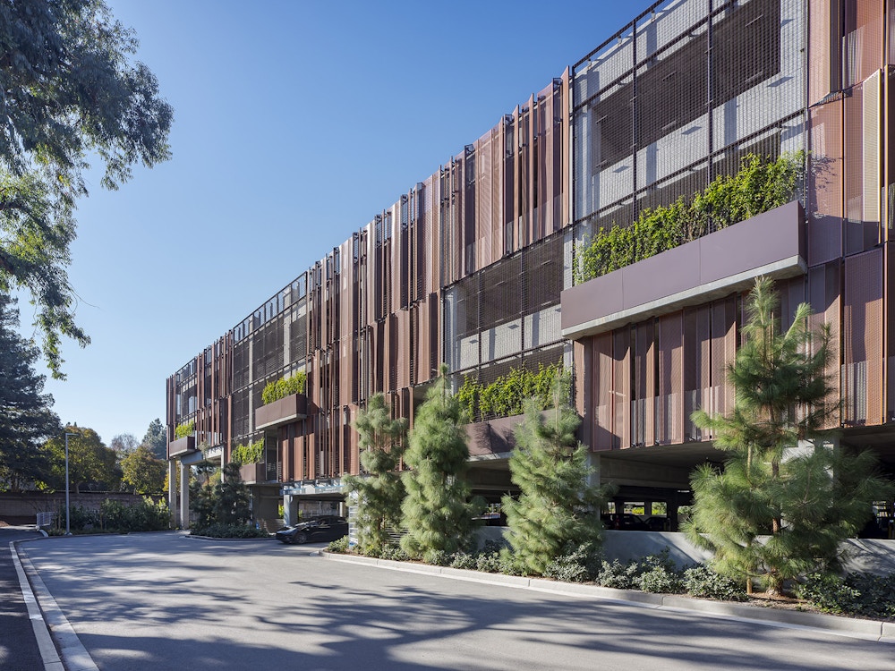 Parking 1 Vehicle Access