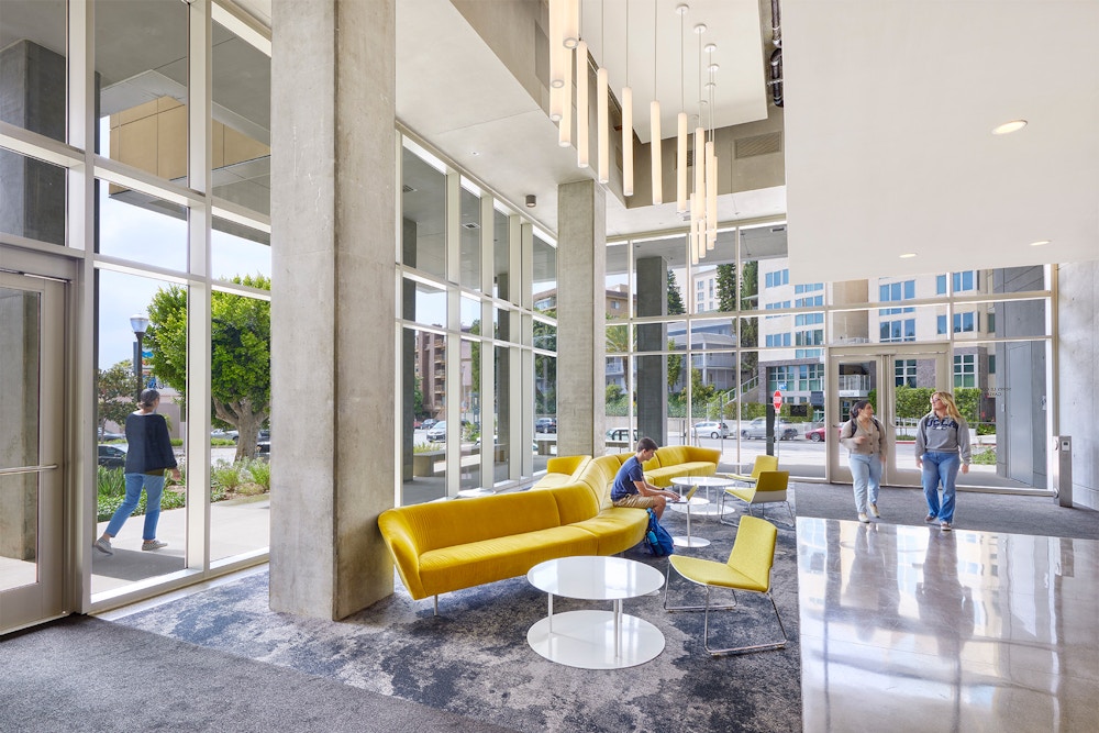 Lobby (Photo by Kim Rodgers)