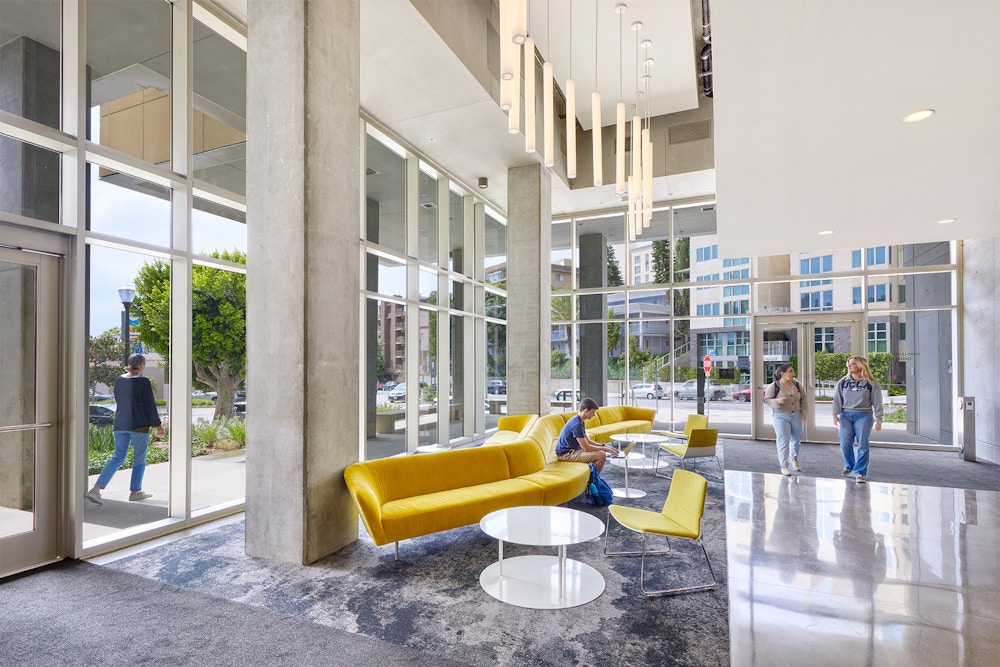 Lobby (Photo by Kim Rodgers)