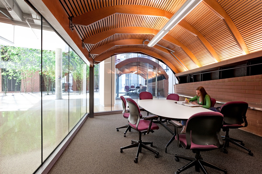 Study and meeting hut (Photo: Thomas Drew)