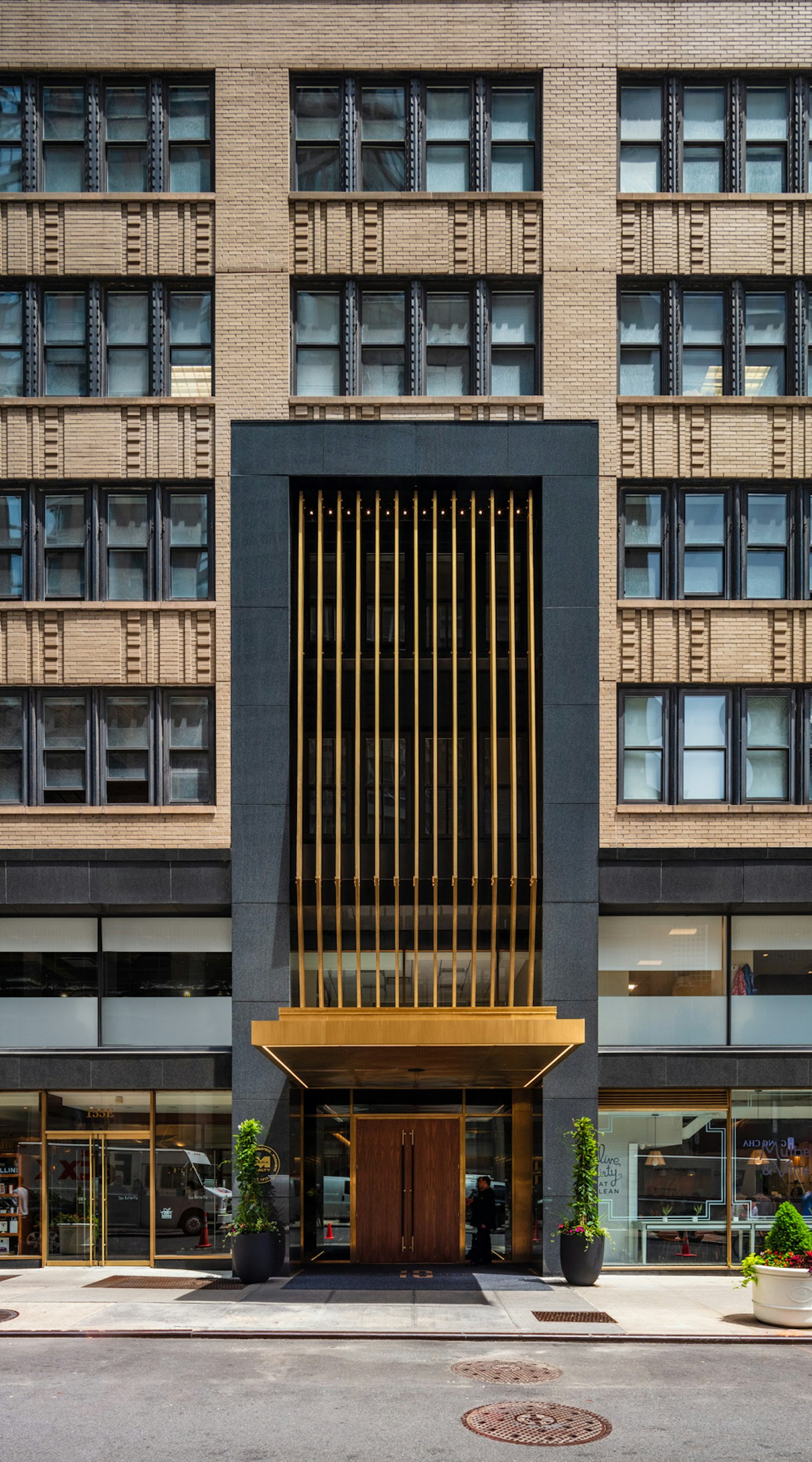 10 Grand Central by Studios Architecture