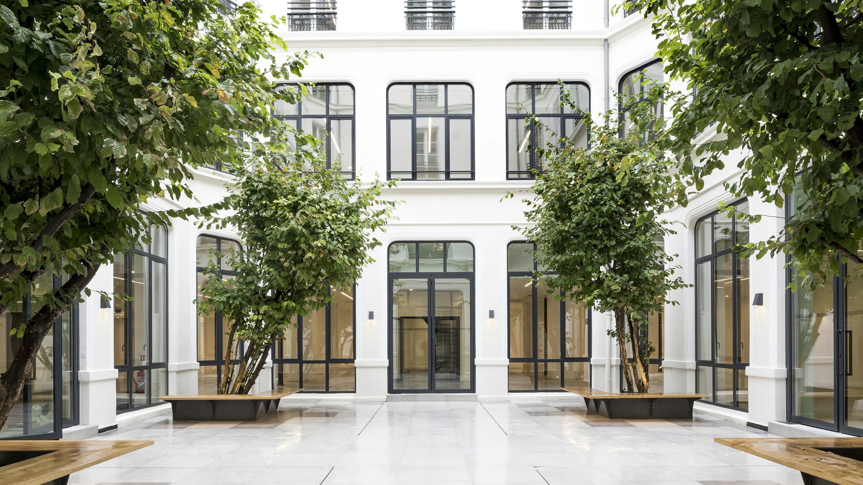 Rue des Jeuneurs by Studios Architecture