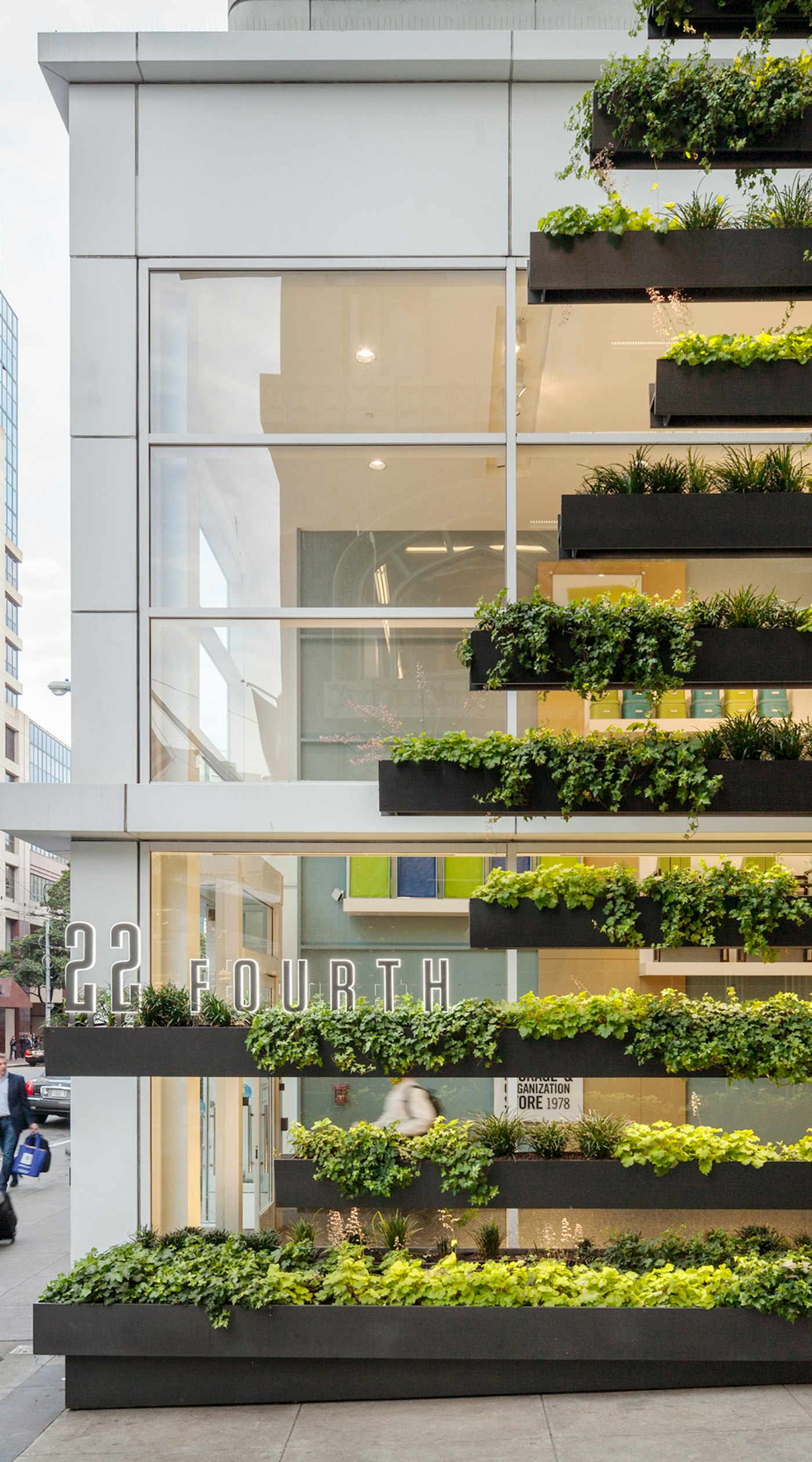 Pacific Place, 22 Fourth Street