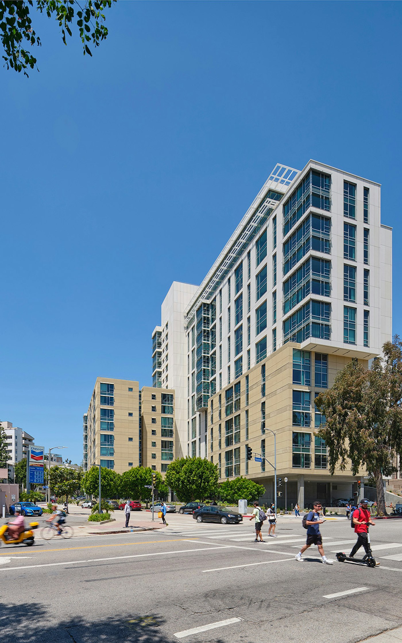 UCLA Gayley Heights Apartments Student Housing Los Angeles, CA