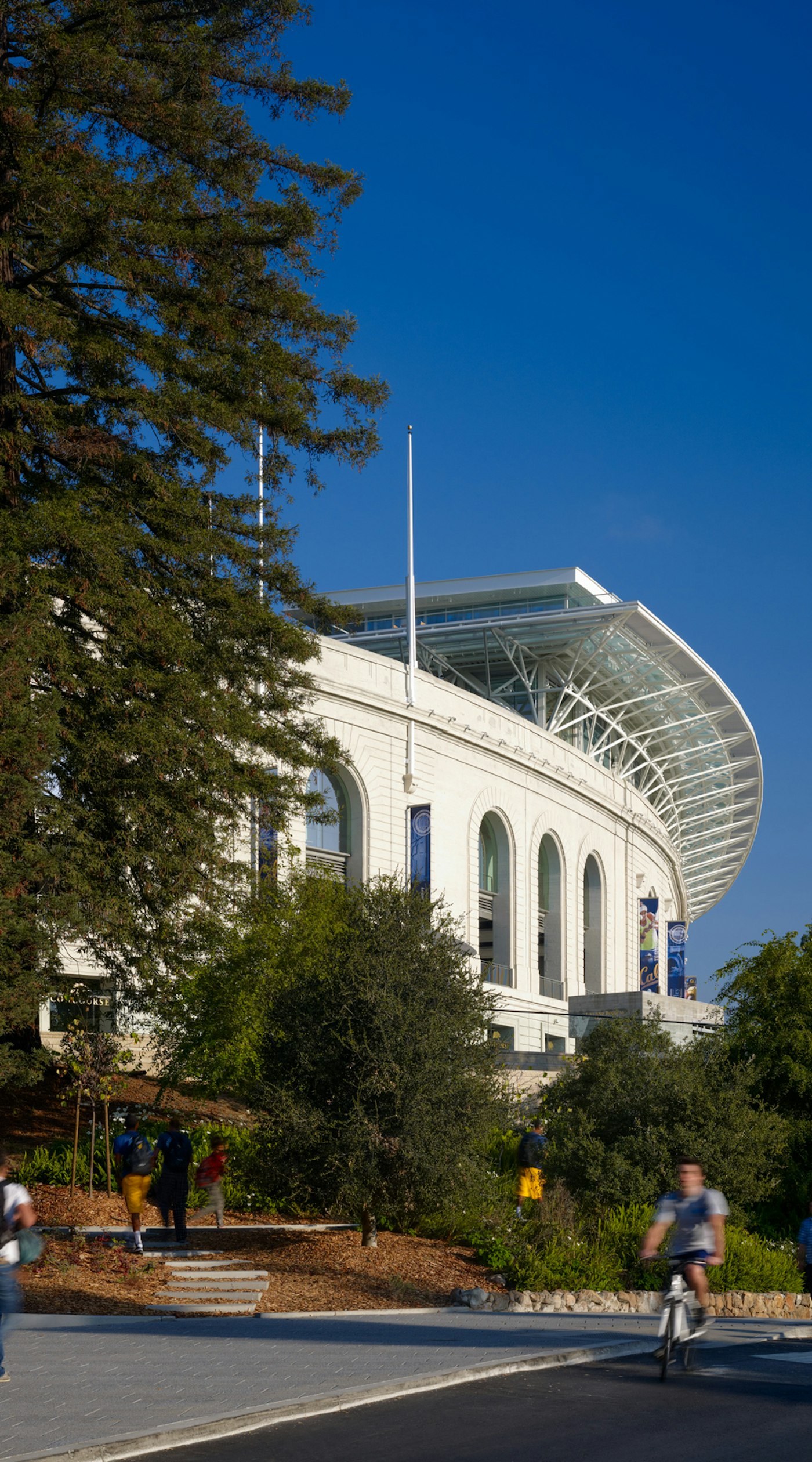 UC Berkeley Memorial Stadium Renovation & Simpson Center - Student  Athletics - Berkeley, CA