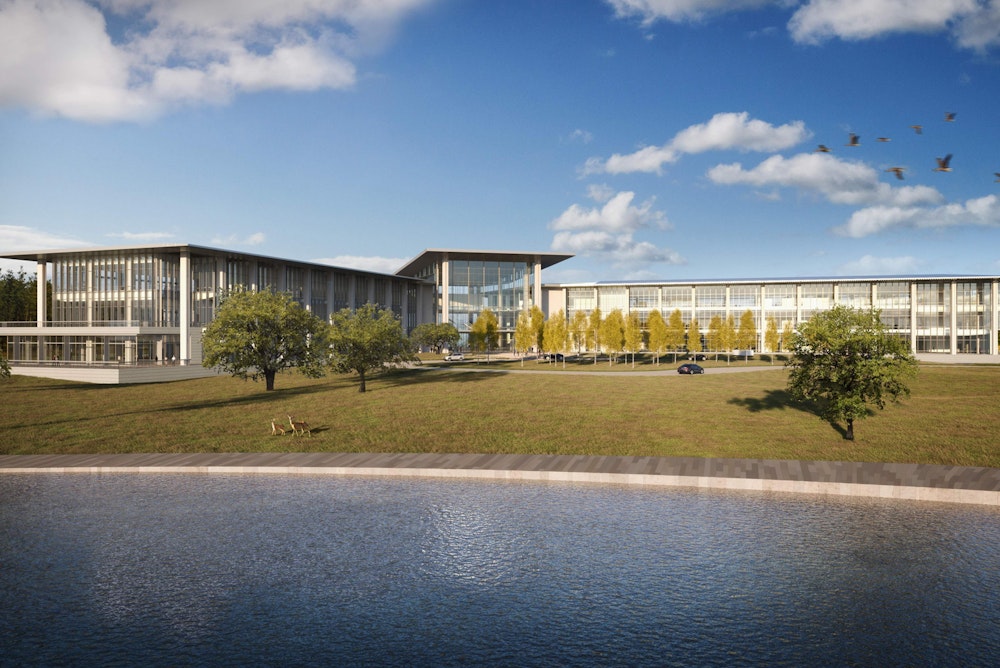 Applied Underwriters' Campus Uses the Largest Crane Ever in Omaha