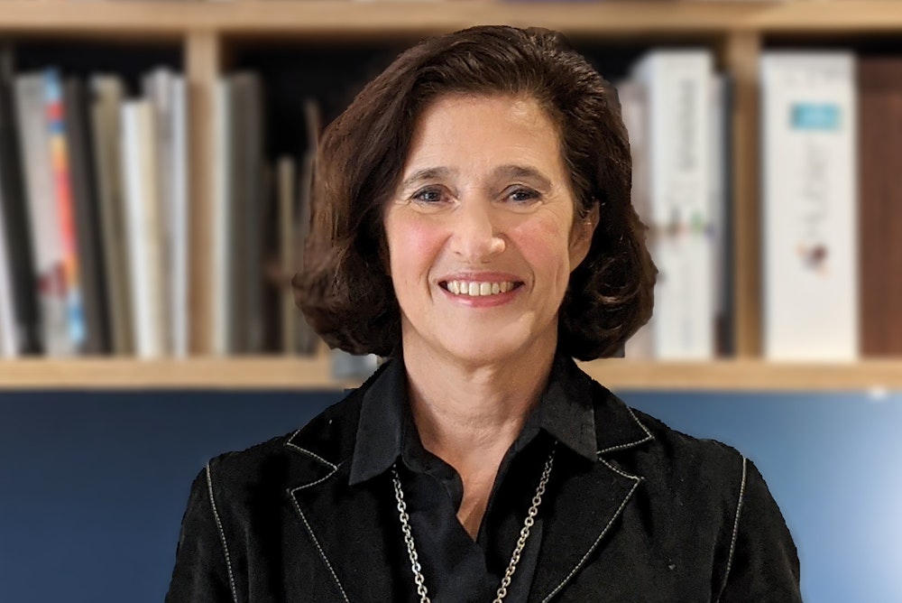 Alexandra Villegas, DEPF, SIA, MBA