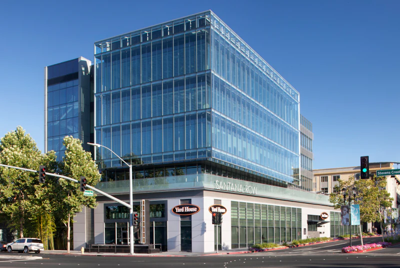 300 Santana Row
