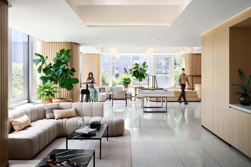 825 Third Avenue